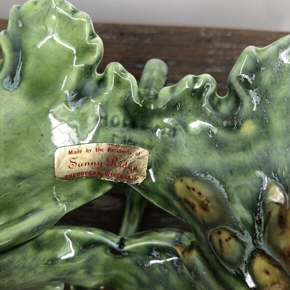 Glazed Double Cabbage Leaf Nut Candy Tidbit Dish With Handle Green Vtg - Picture 8 of 10